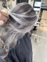 リア 近鉄八尾店(Lia)&nbsp;コントラストホワイトハイライト