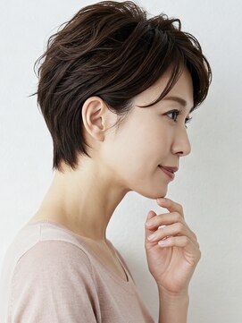 ビュートリアム265(BEAUTRIUM 265) 40代/50代/60代ひし形小顔ショートボブ絶壁解消白髪ぼかし△31