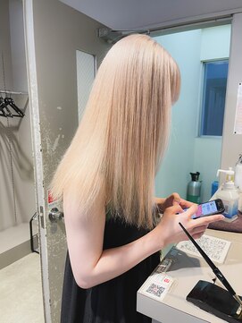 エイト 横浜店(EIGHT) ホワイトブロンド