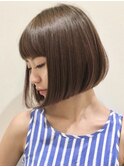 前下がりボブ/内巻き大人ショート/前髪あり/ぱっつん/好印象ヘア