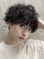 Men's salon fifth 博多【メンズサロン フィフス】【11月1日NEW OPEN(予定)】&nbsp;スパイラルパーマセンターパートウルフカットルーズパーマッシュ