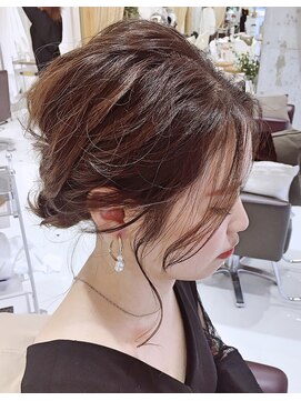 サローネ サンク(SALONE CINQ) お呼ばれアレンジ♪