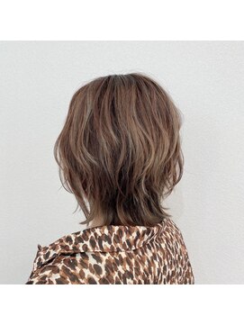 サンクチュアリ ウィズエデン 京橋店(Sanctuary with eden) ミディアムウルフ