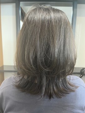 モエバイアリア(Moe by aria) ウルフボブ