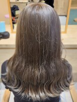 ピクチャー(PICTURE)&nbsp;ミルクティーグレージュ／ブリーチ／ダブルカラー／リタッチ