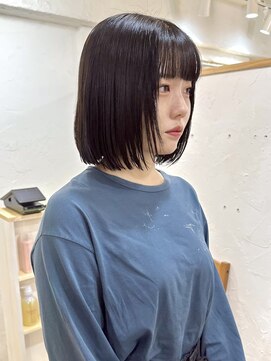 黒髪タッセルボブ 韓国ボブ ブルーブラックぱつっとボブ縮毛矯正