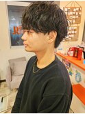 《RIP SOUL》ツーブロック刈り上げスパイラルパーマスタイル