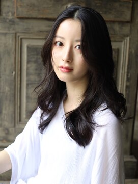 グラス(grass) 黒髪　くびれ　ロング　レイヤー　ウェーブ