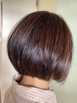 ウエーブ ふんわりボブ