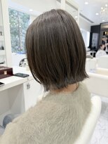 レ セゾン(Les Saisons) ブリーチなしマットベージュ外はねボブ