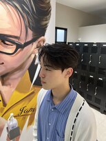 ステージ(STAGE)&nbsp;ダウンパーマ　センターパート　ニュアンスパーマ