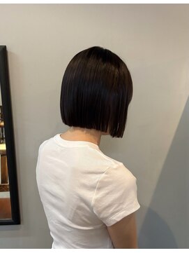 カット アトリエ ルームスリー(cut atelier room3) 切りっぱなしボブ