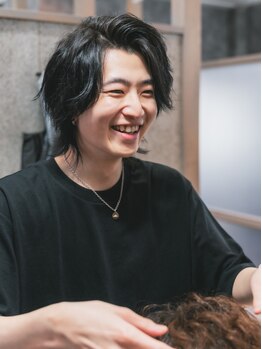 プロム(plom)の写真/《成瀬担当》自分で簡単にセットできる再現性の高いメンズパーマならお任せ！[指名クーポン有◎]