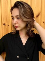 ブゾン(buZon)&nbsp;【buZon ブゾン】ハイライトカラー×くびれヘア