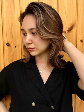 ブゾン(buZon) 【buZon ブゾン】ハイライトカラー×くびれヘア