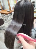 縮毛矯正による髪質改善ストレート