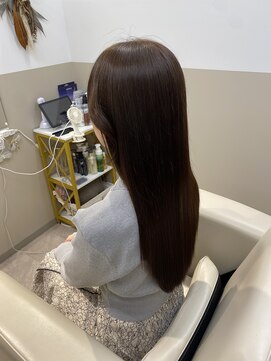 シュヴーブリヤン(cheveux brillants) 【神戸三宮】髪質改善トリートメントと縮毛矯正で叶う艶髪ロング