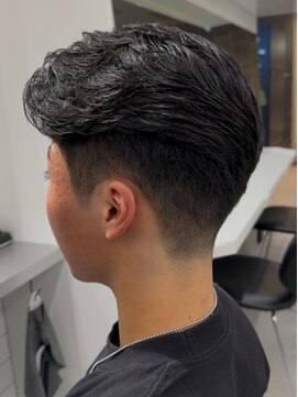 グルーマーズクレッジ 渋谷店(GROOMER/S CREDGE) men's/メンズ/フェザーパーマ/サーフカール/スペインカール/渋谷