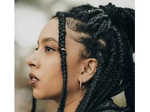 ローカルライン(Local line)の雰囲気（御新規様、ホームページへようこそ！https://www.local-line.jp）