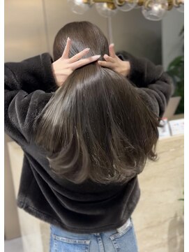 ミズチャーム(Ms.CHARM) 透明感グレージュ