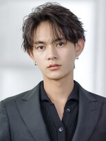 オーシャントーキョー サニー 原宿(OCEAN TOKYO Sunny)&nbsp;フェザーパーマセンターパートニュアンスパーマラウンドマッシュ