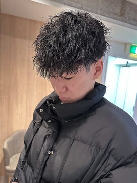 men's salon Gaudi 西宮北口店【メンズサロン ガウディ】【4月3日OPEN(予定)】 メンズ刈り上げツーブロックマッシュ×ツイストスパイラルパーマ