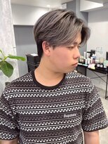 キャパ セントラル 天神 大名店(CAPA central) センターパート バレイヤージュ アッシュグレー メンズパーマ