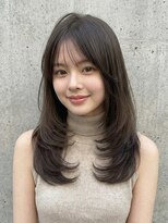 アロン(ALLON)&nbsp;暗髪でも透明感◎レイヤーカットで柔らかい印象