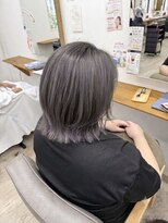 ルプラ アンテ(le-pla Ante)&nbsp;透明感グレー × くびれレイヤー