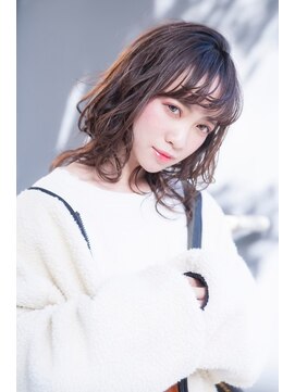 テイラー(Taylor) ［Taylor］☆大宮　あざとかわいい×ゆるふわウェーブ