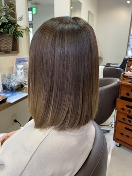 コアフィールフィス(COIFFURE fils) 《見附 今町》M3D ミディアムボブ