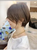大人可愛い前髪ありひし形耳かけクールショートボブ20代30代40代