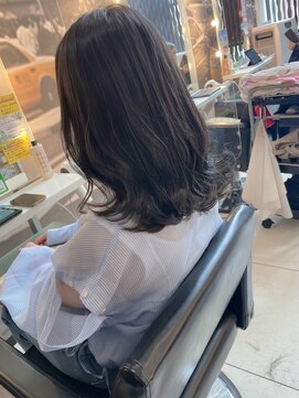 ソーホーニューヨーク 函館店(SOHOnewyork) 透明感ダークトーン/函館/五稜郭/美容室/韓国風/くびれミディ