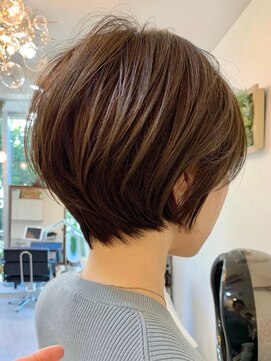 アイドットプラス 表参道(i.+omotesando) シルキーベージュくびれショートヘア