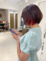 ネイロ 錦糸町(NeiRo)&nbsp;ショートボブイヤリングカラーピンクレッドカラー