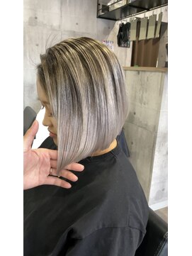 ヴェロニカ(Veronica) シャドウルーツ