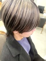 ジィップクリニカ(Zip clinica) マッシュウルフ アウターカラー 担当近森