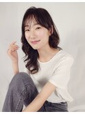 暗髪ウェーブセミロングレイヤー3
