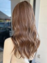 オルク 札幌大通(Orque) 大人かわいいバレイヤージュブリーチハイライトショコラアッシュ