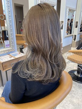 エムサロン ルームス(emusalon Room's) 【Chigusa】ブラウンベージュ/ブリーチカラー