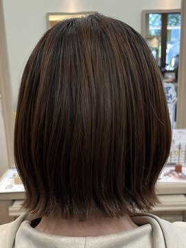 アルターリール(aL ter Rire) イメチェン/ホワイトブロンド/外ハネボブ/美髪/ワイドバング