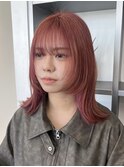 くびれ顔周りレイヤーミディアムピーチピンクカラー