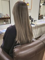 インビテーション(invitation)&nbsp;グレージュ