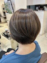 アクエアーフォンテ(aquair fonte) 30代40代50代大人可愛いハイライト/白髪ぼかし/ナチュラルボブ