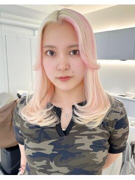 ノラ ウメダ(NORA UMEDA) 【chiaki】white blonde × design/ハイトーン/デザインカラー