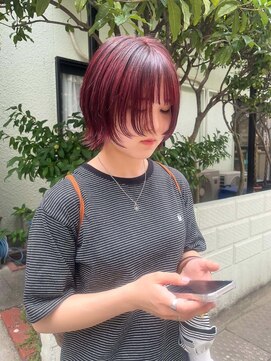 レッドカラー/ボブウルフ