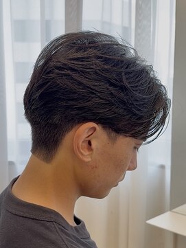 センターパート/最旬ヘア/毛流れ/池袋メンズカット