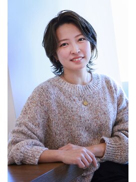 アンヘアナチュラル アップバングレイヤー
