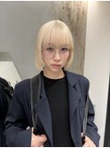 ホワイトブロンド/ブロンドカラー/抜きっぱなしブロンド
