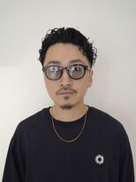 プールサイド(POOLSIDE)&nbsp;メンズパーマ　シャドウパーマ　大人メンズ　ビジネスマン　千代